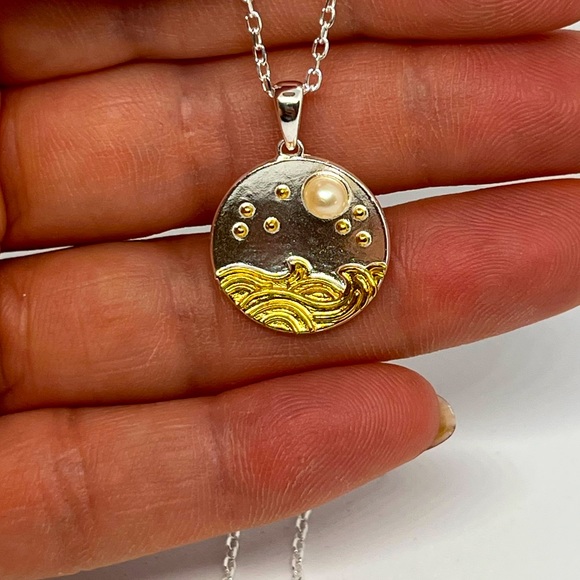 STERLING SILVER & 18K GOLD WAVE PENDANT WITH PEARL - Picture 3 of 4